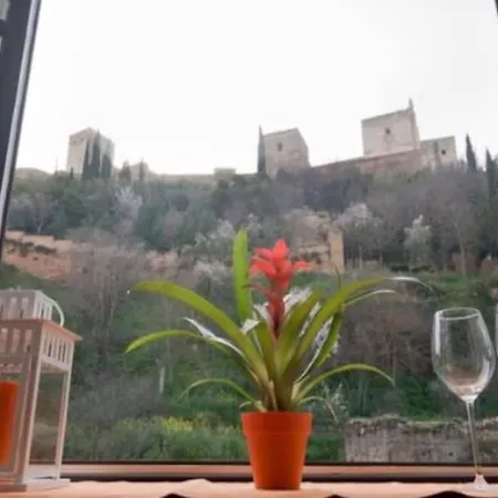 Alhambra Enamora 2. Paseo De Tristes Views 1-b *