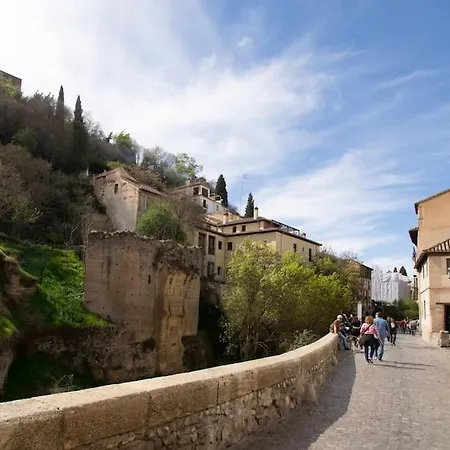 Alhambra Enamora 2. Paseo De Tristes Views 1-b